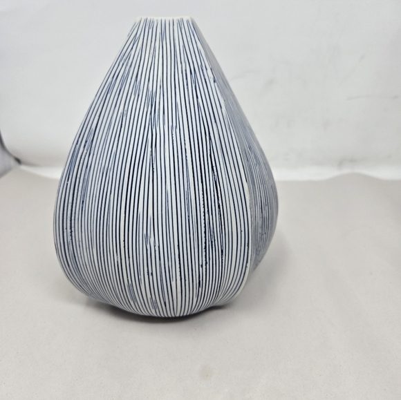 Vase Blue & White Strip Ceramic Unique Shape Modern Timeless Universal Aesthetic - Picture 4 of 8